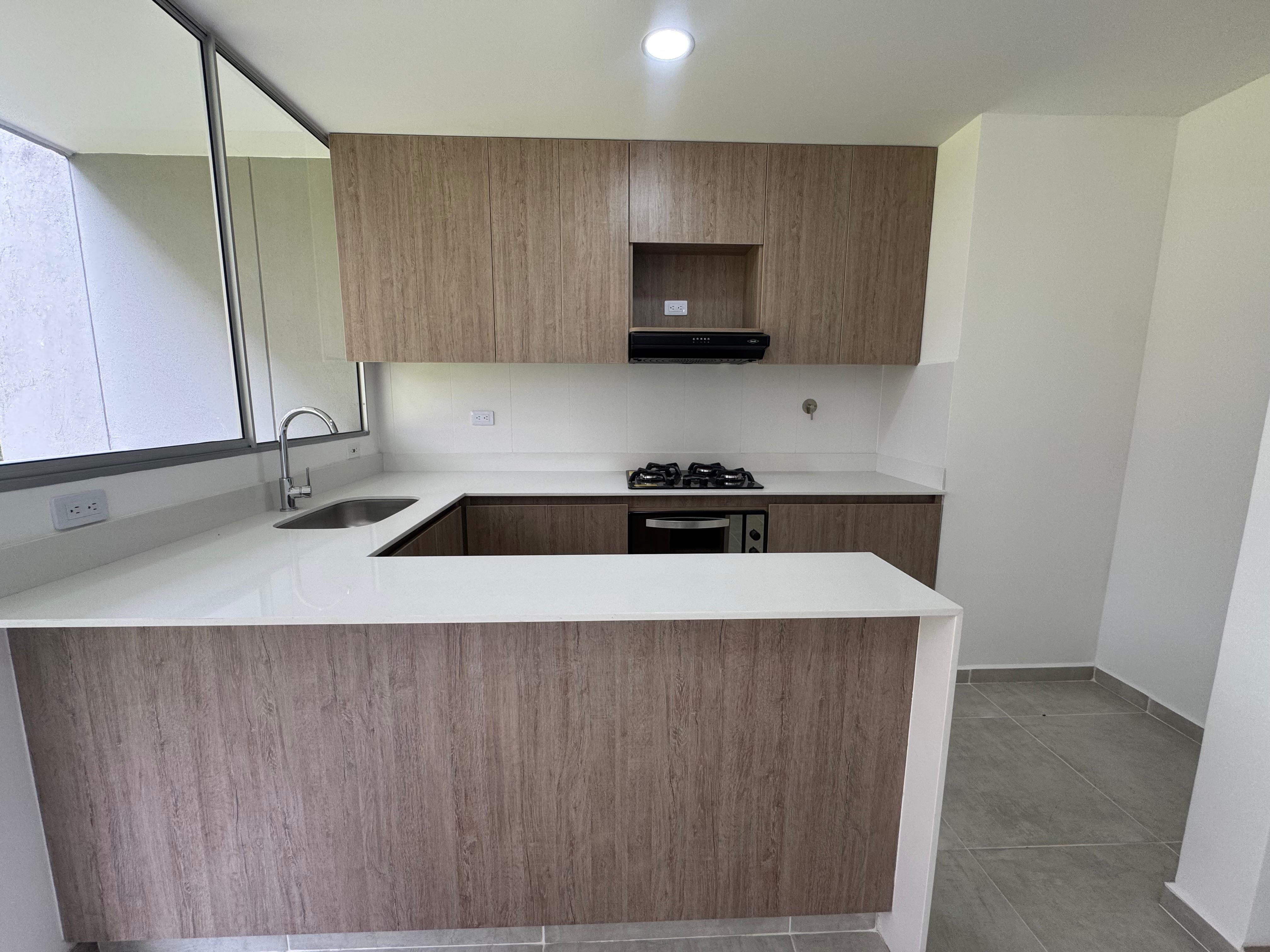 Apartamento en arriendo en LA CEJA, 68 m², 3 alcobas, 2 baños