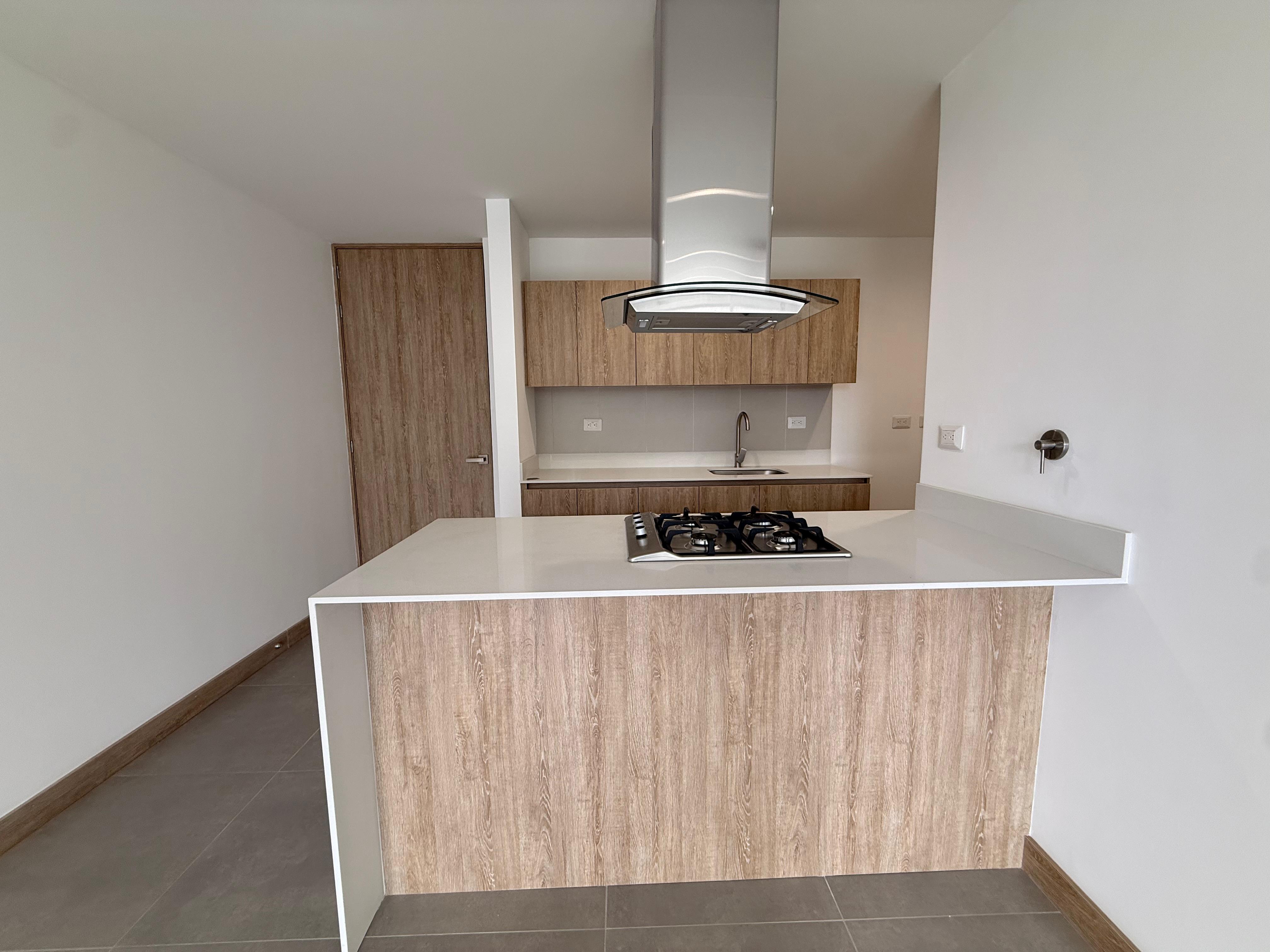 Apartaestudio en arriendo en RIONEGRO, 74 m², 1 alcoba, 1 baño