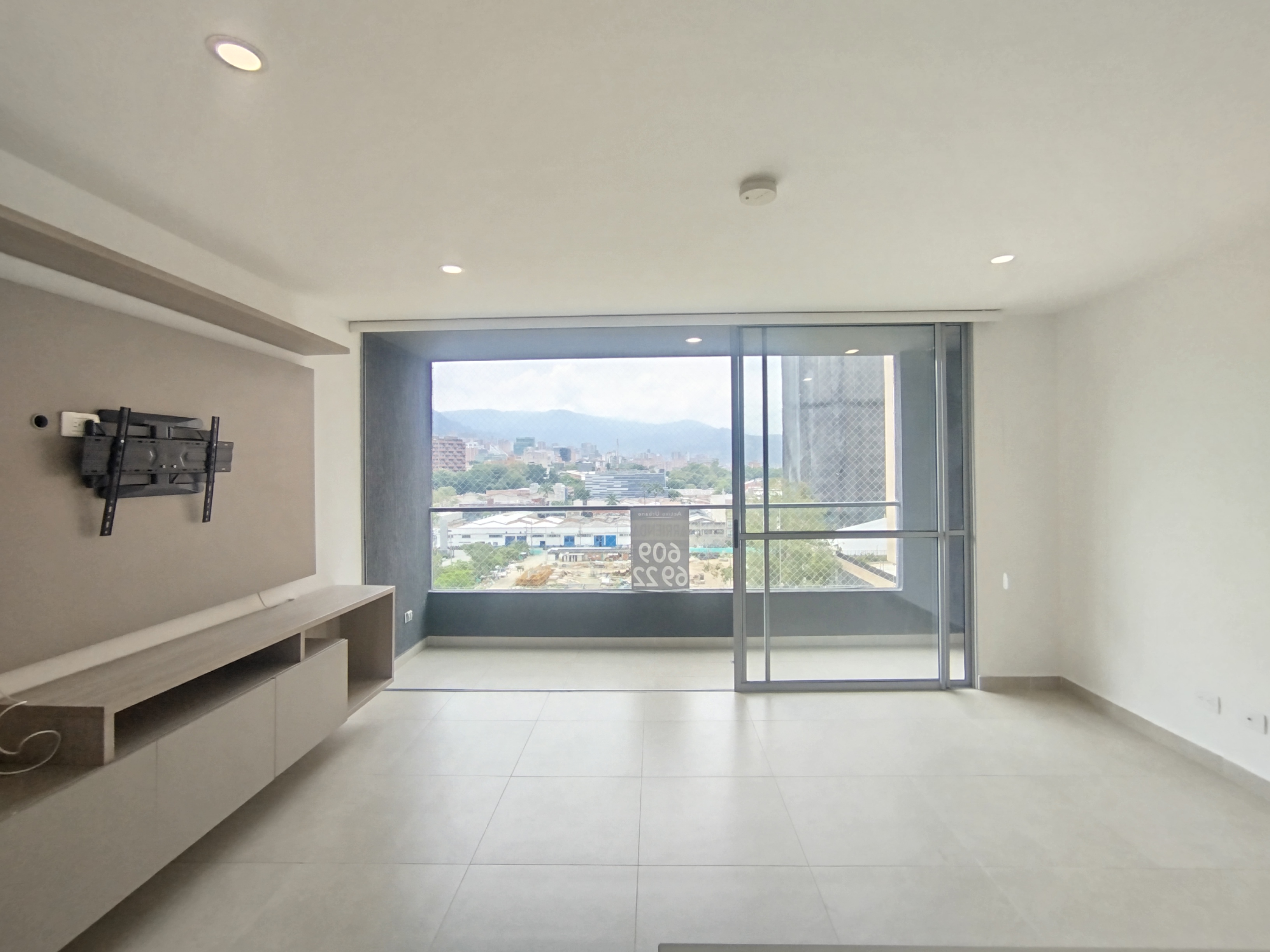 Apartamento en arriendo en BARRIO COLOMBIA, 80 m², 2 alcobas, 3 baños