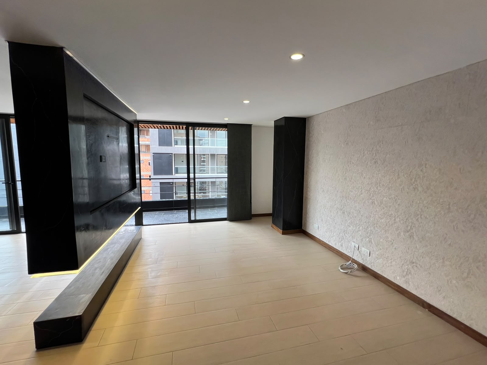 Apartamento en arriendo en LOS CONQUISTADORES, 120 m², 3 alcobas, 3 baños