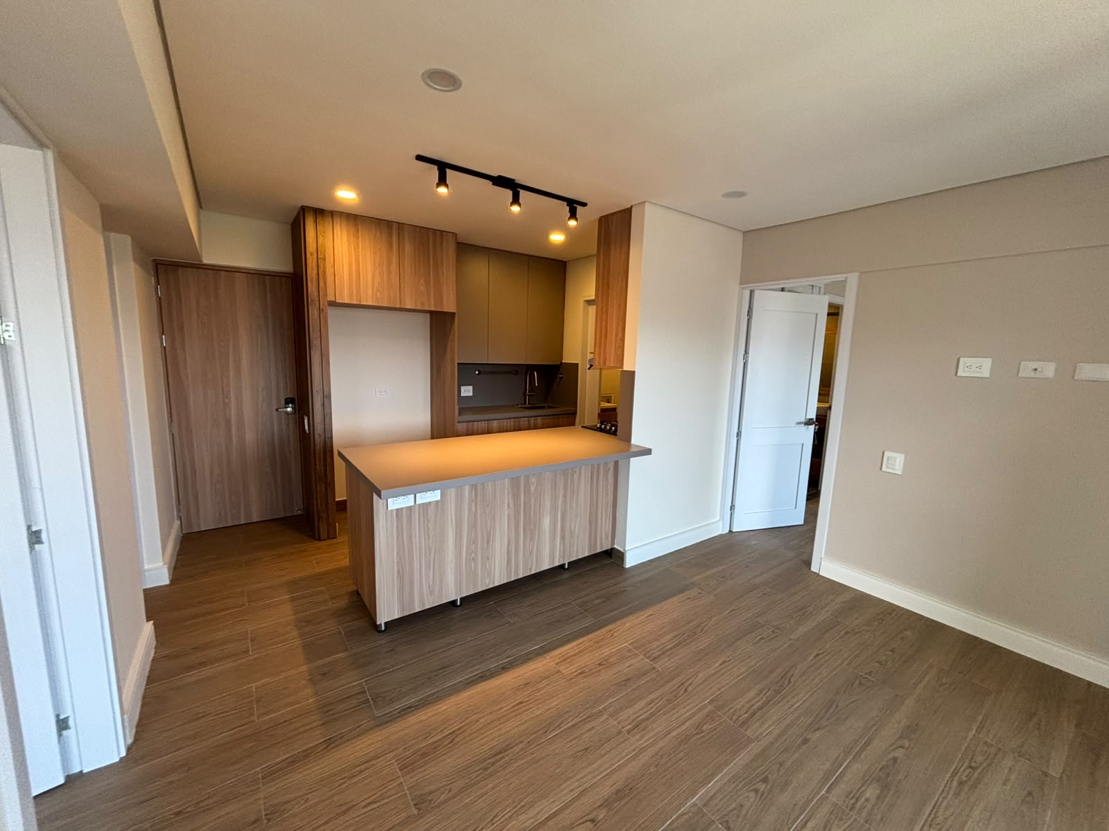 Apartamento en arriendo en LA ESTRELLA, 65 m², 2 alcobas, 2 baños