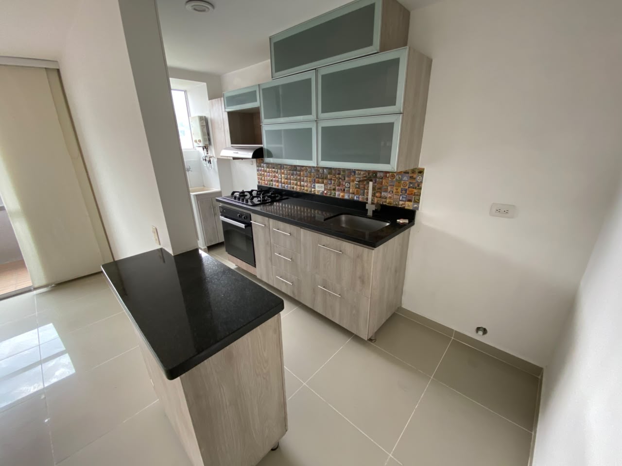 Apartamento en arriendo en MAYORCA, 60 m², 3 alcobas, 2 baños