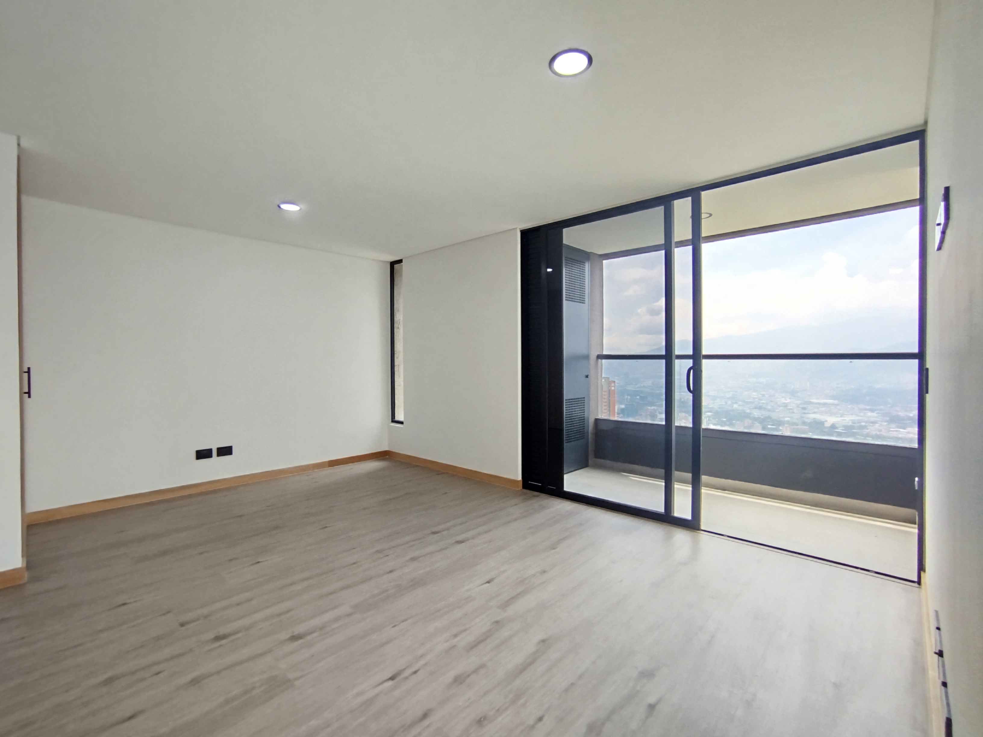 Apartamento en arriendo en LAS PALMAS M, 72 m², 3 alcobas, 2 baños