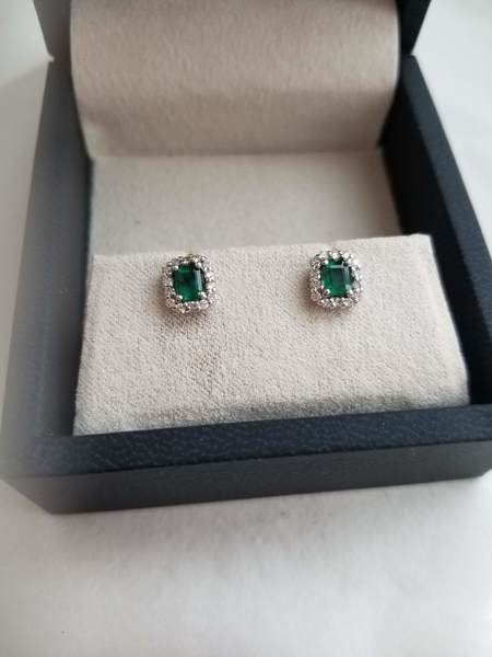 ross simons emerald earrings