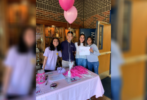 The Oakridge School Ambassador Shivani poses with friends