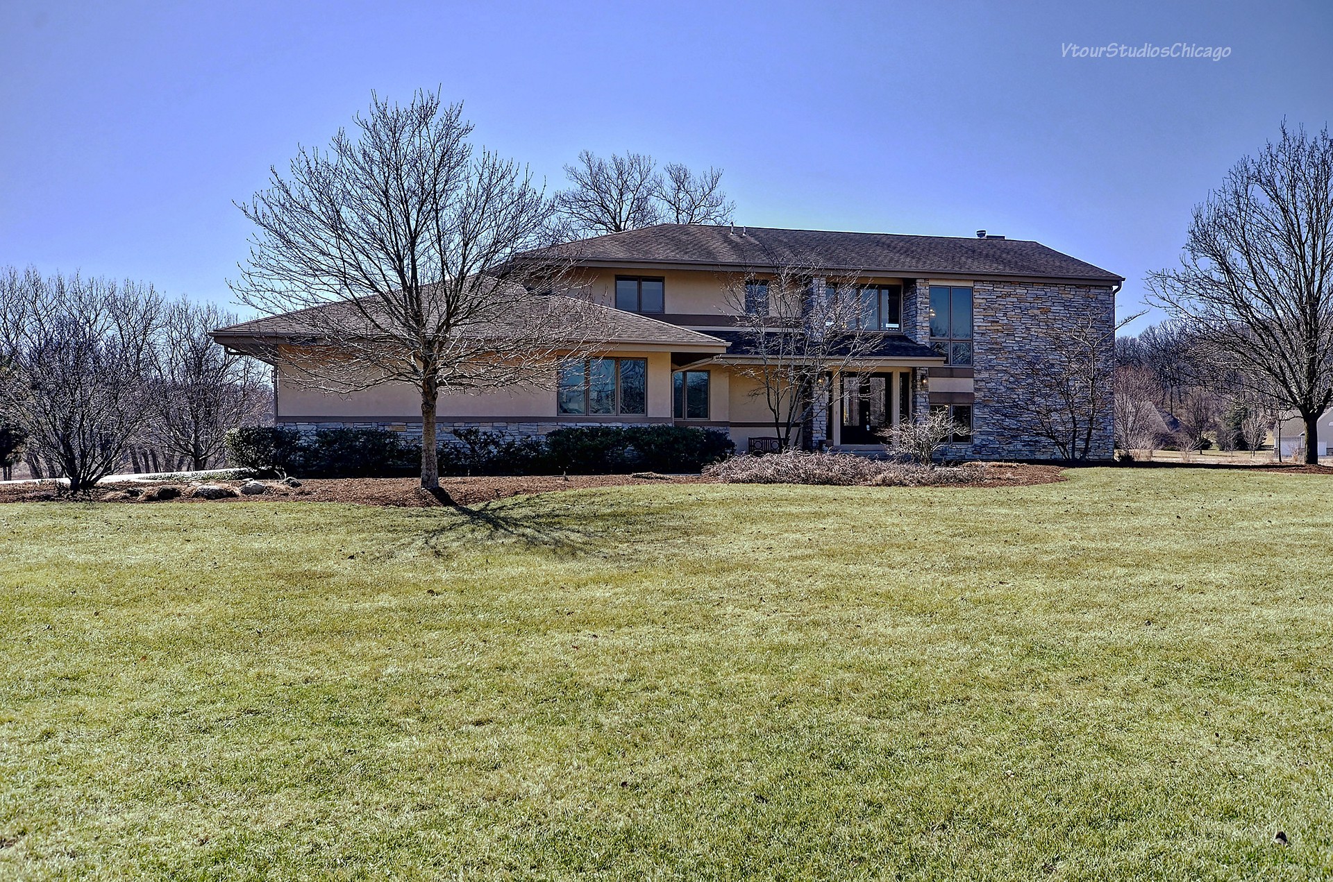 40W925 CAMPTON HILLS