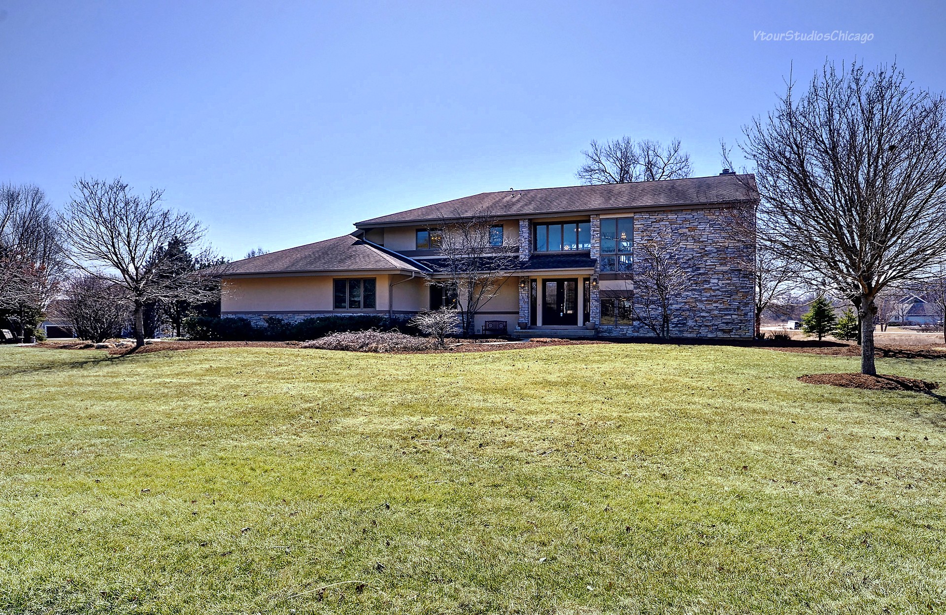 40W925 CAMPTON HILLS