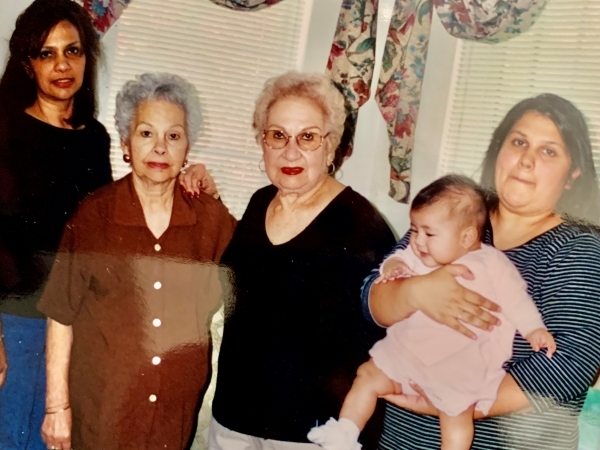 5 generations of women