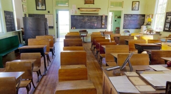 classroom desks in rows