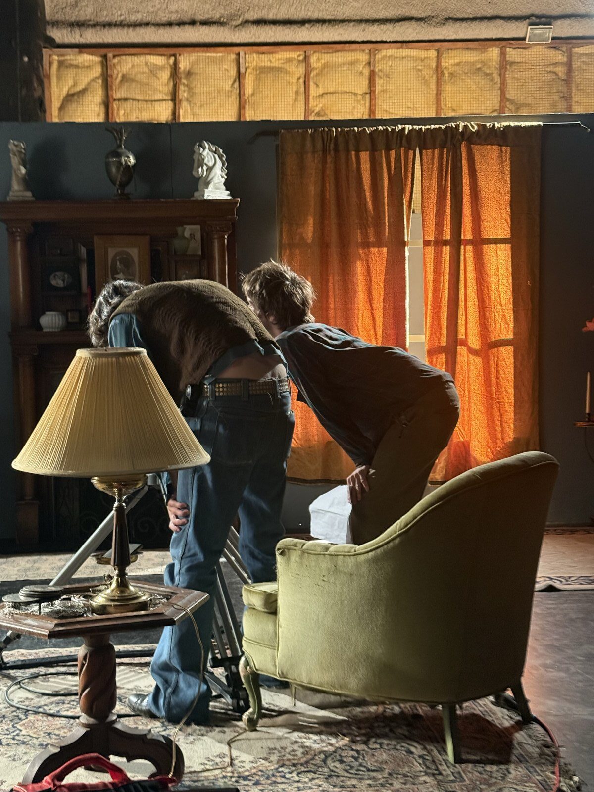The Gilded Mirror behind the scenes