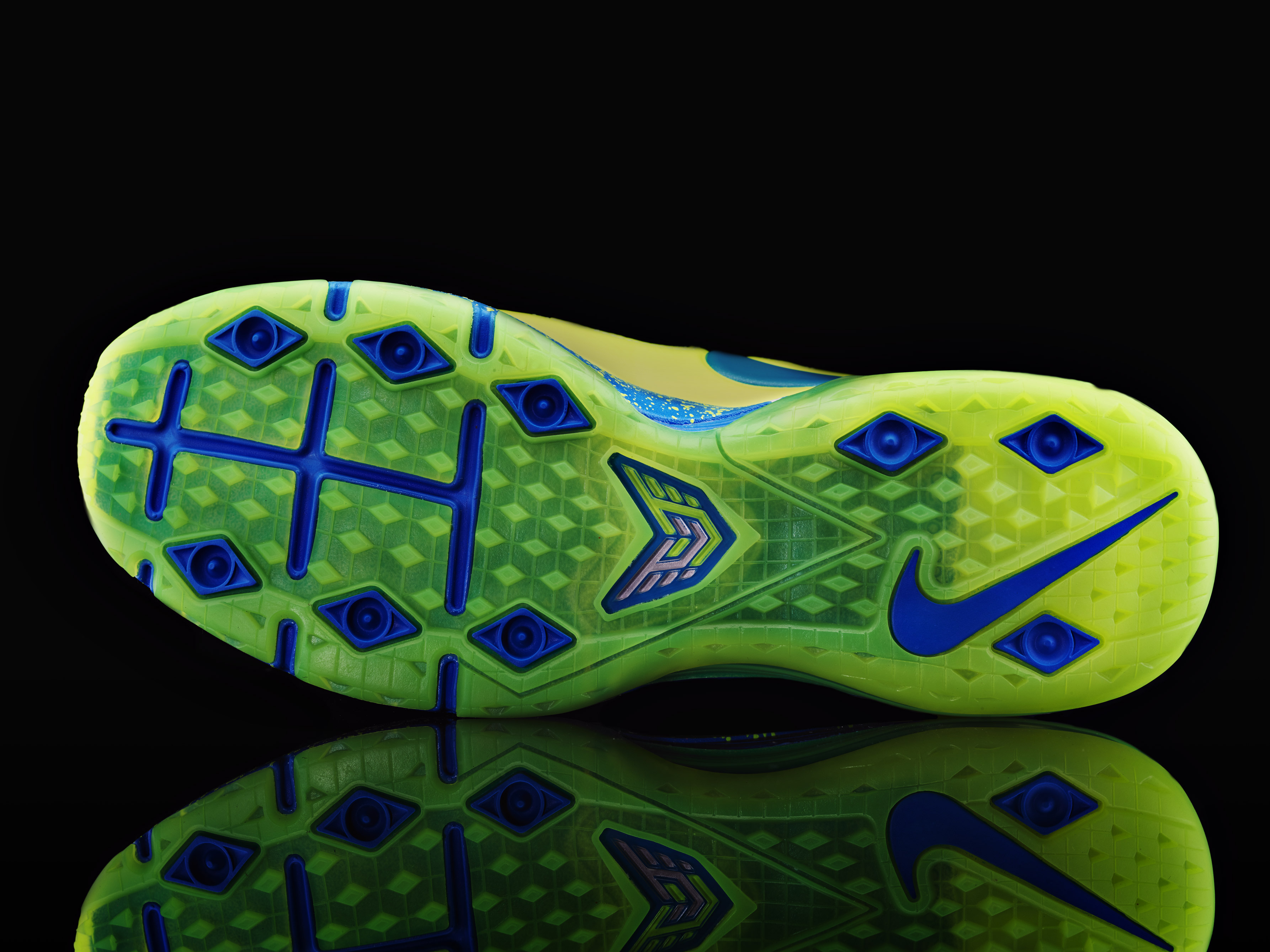 Meet the Nike CJ81, Calvin Johnson’s First Signature