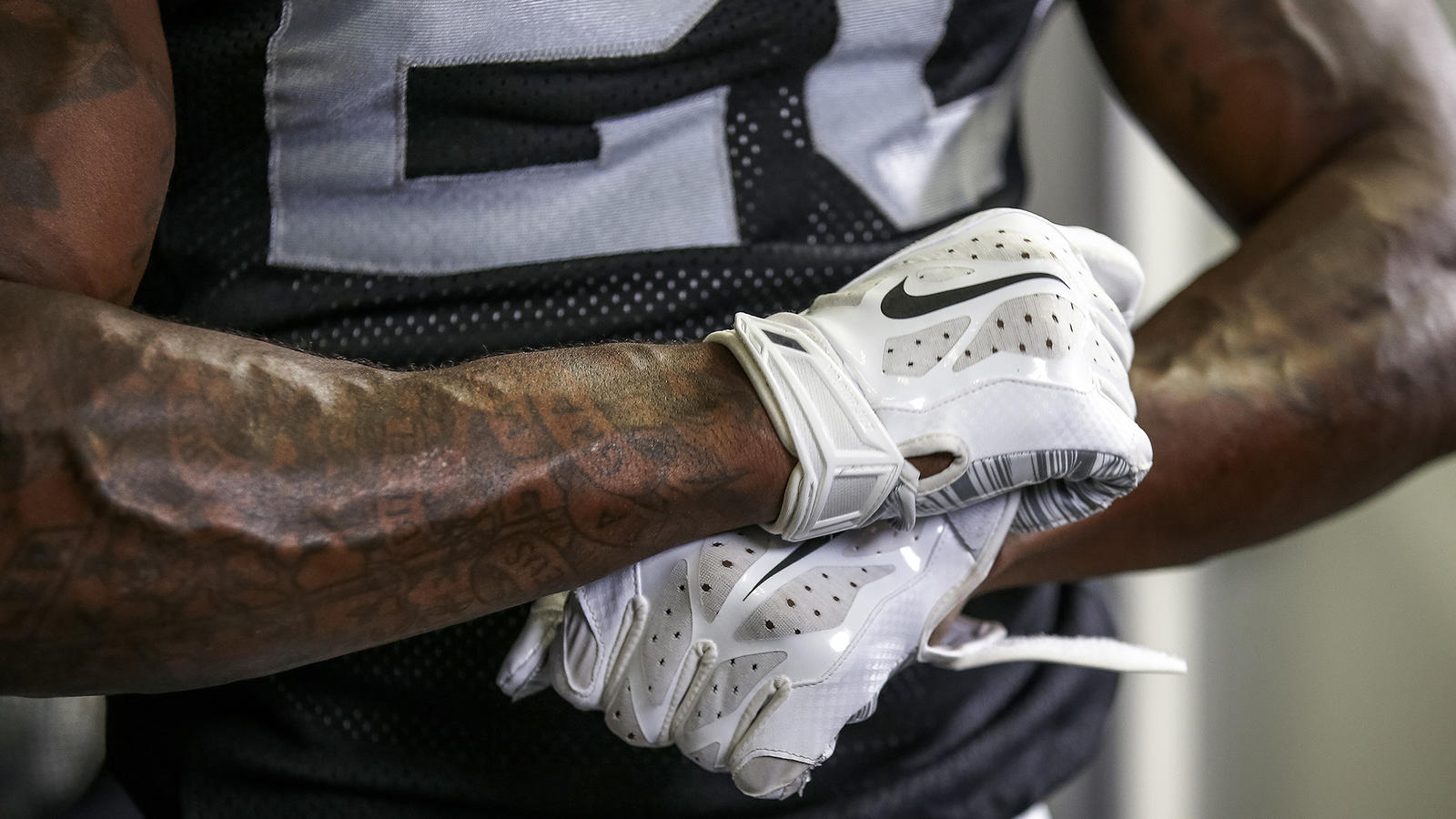 Nike Football Athletes Suit Up for Sunday Nike News