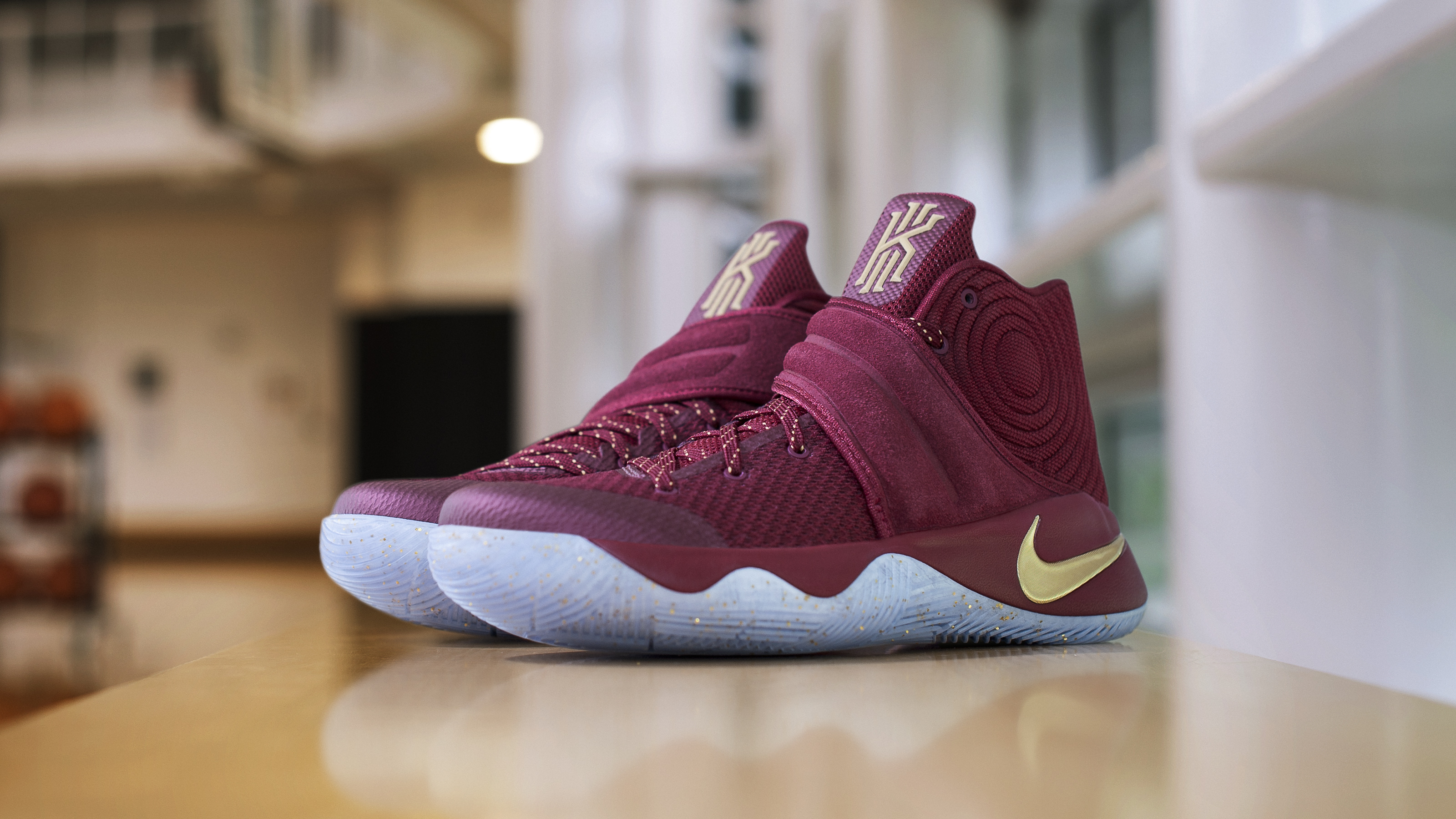 kyrie 2 maroon