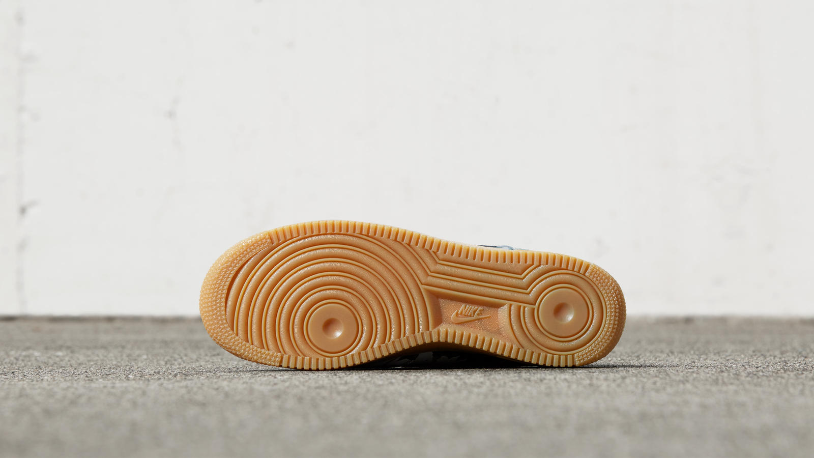 nike air force 1 camo 2016