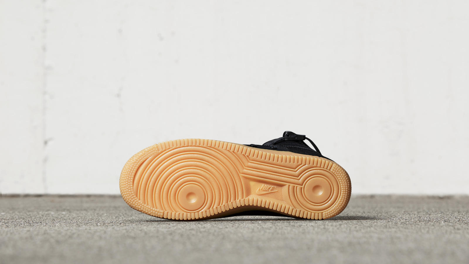 nike special field air force 1 premium