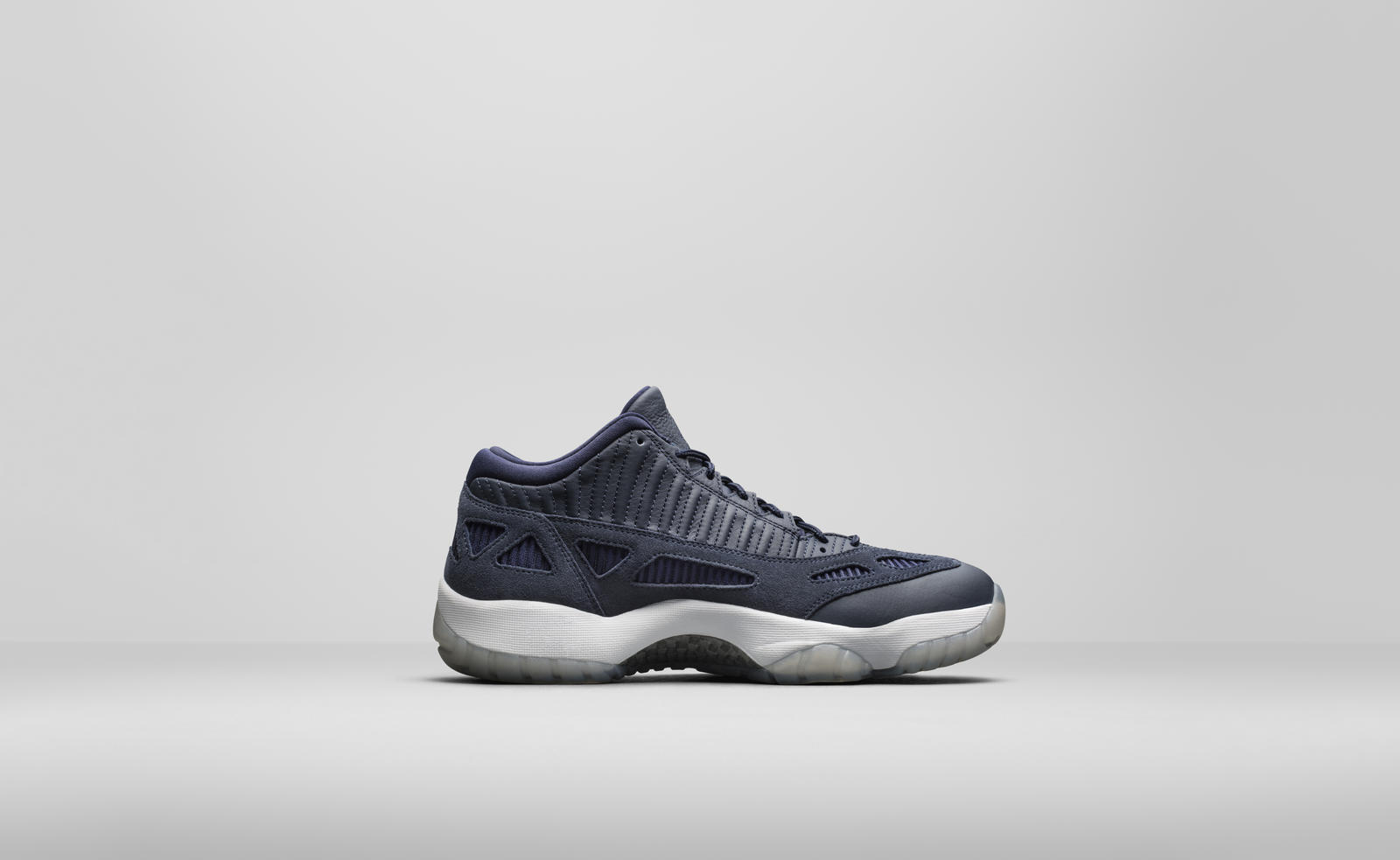 JORDAN BRAND Unveils Select Retro Styles for the Fall Season 75