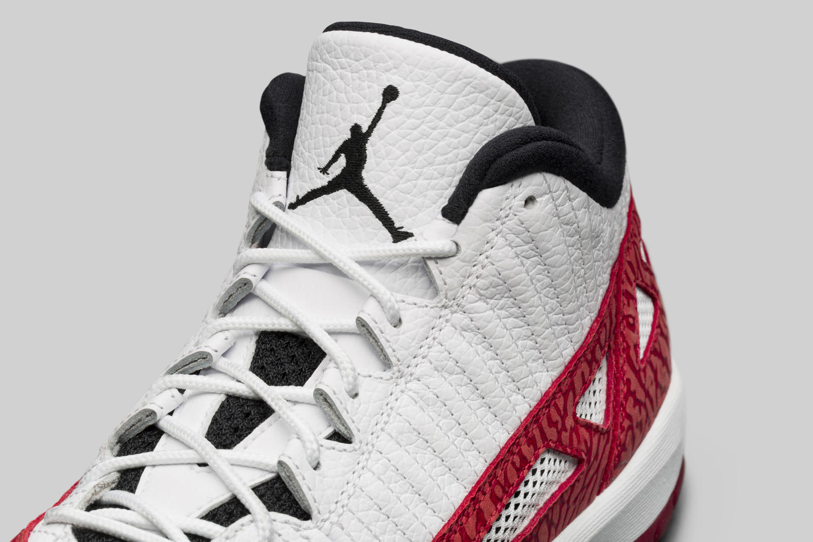 JORDAN BRAND Unveils Select Retro Styles for the Fall Season 108