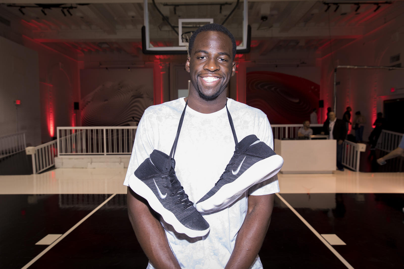 The Champion’s Choice: The Nike React Hyperdunk 2017 Flyknit 14