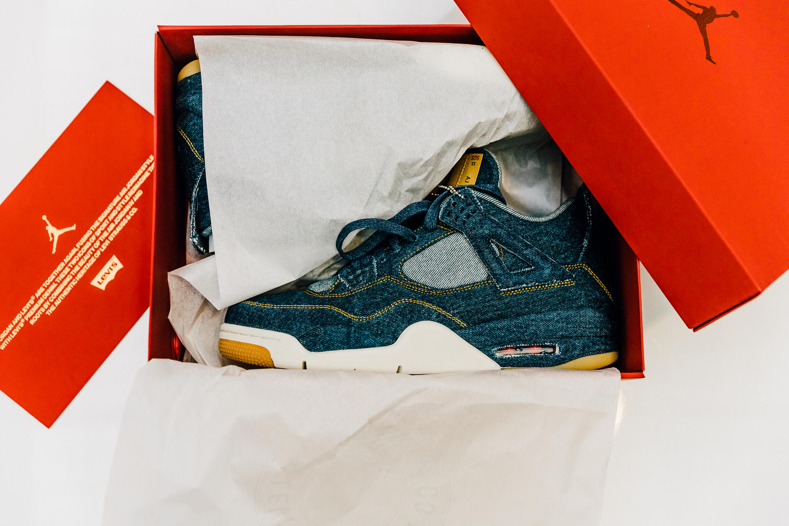 levis x air jordan