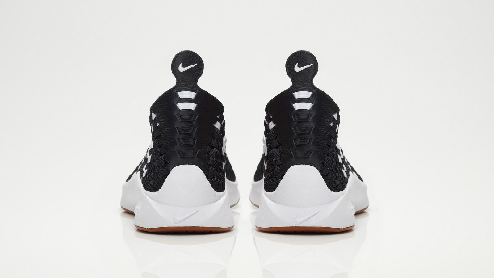 nike air woven shoes