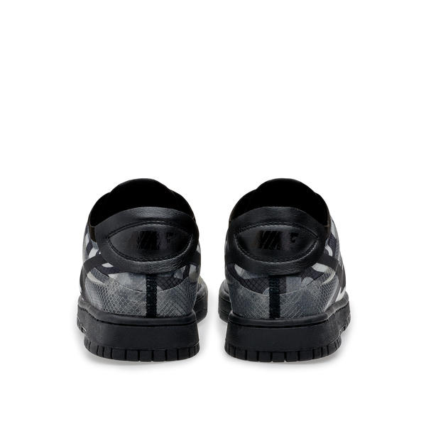 Nike Comme des Garçons Dunk Low 8