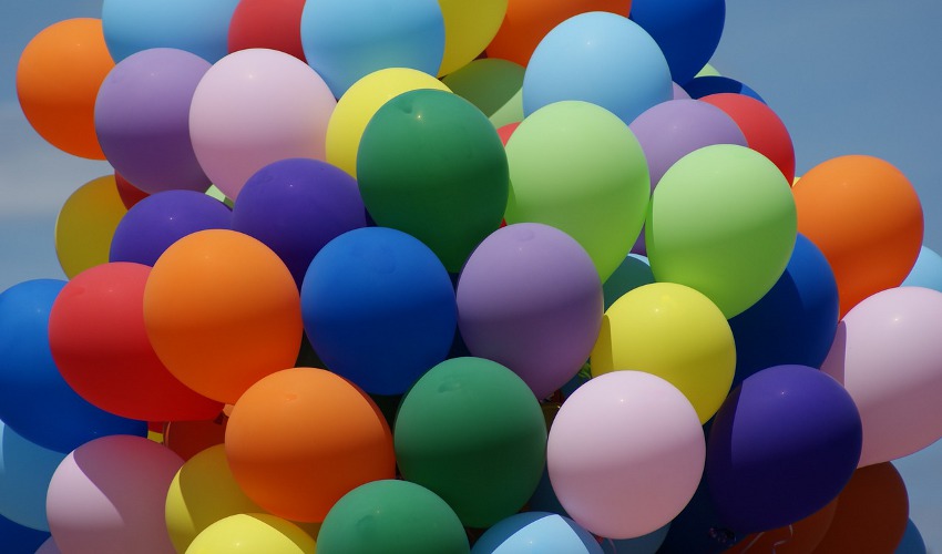Filling Up Balloons Using A Helium Tank Noonan Equipment and Event