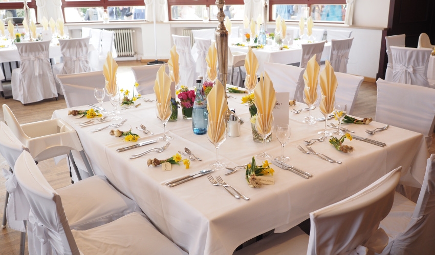 Choosing the Perfect Color Scheme for Your Party Linen Rentals Taylor