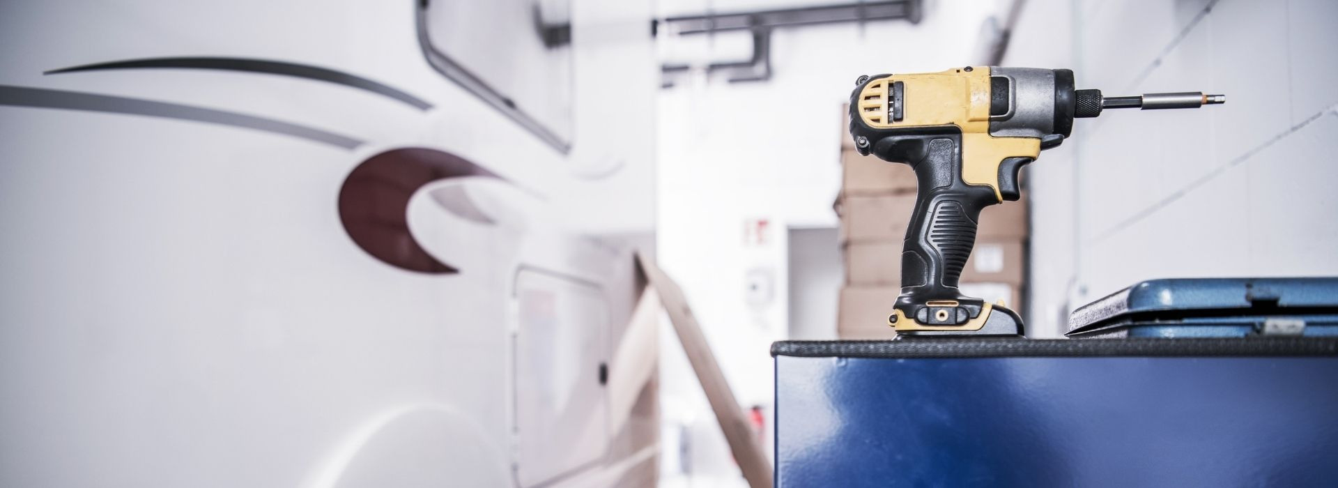 Equipment Rentals for Contractors, Landscapers & DIYers Lifts, Paint