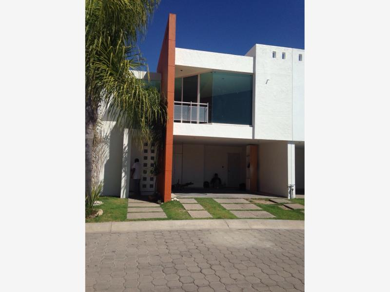 Casa en renta en Residencial Toscana, Irapuato — foto 1 de 7