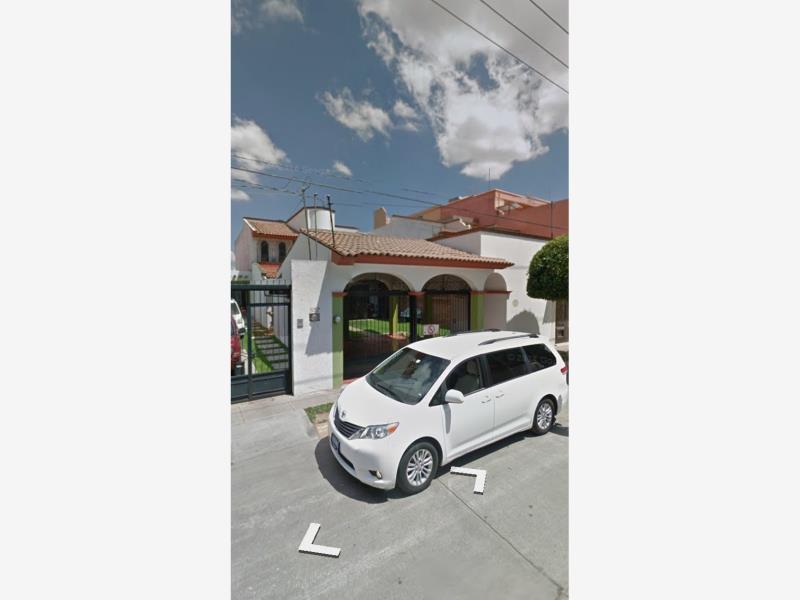 Casa en venta en Residencial Campestre, Irapuato — foto 1 de 17