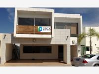 Casa en renta en Puerta de Hierro, Irapuato, Guanajuato Casa en renta en Puerta de Hierro, Irapuato, Guanajuato