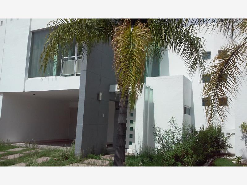 Casa en renta en Residencial Toscana, Irapuato — foto 1 de 15