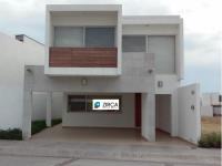 Casa en renta en Puerta de Hierro, Irapuato, Guanajuato