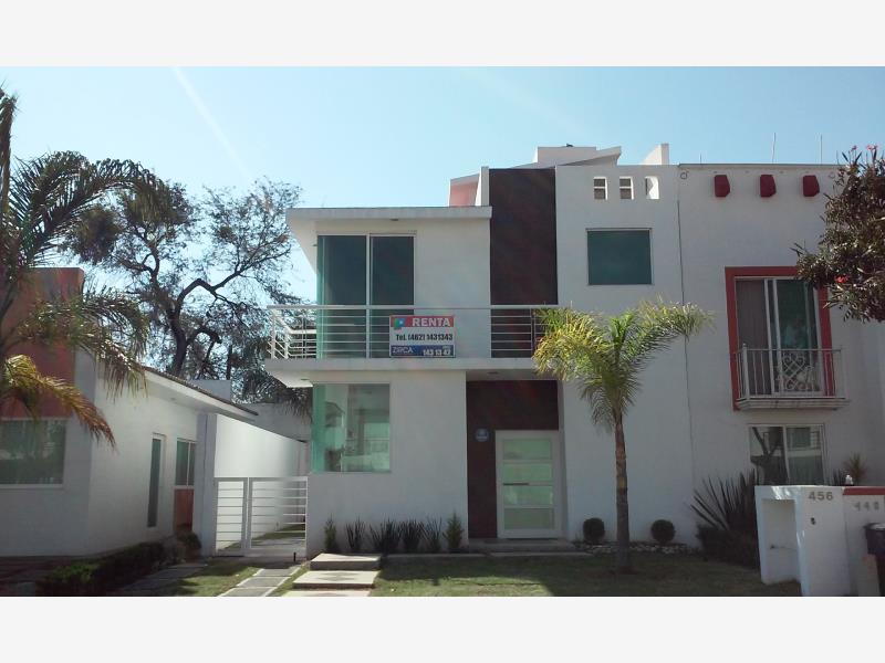 Casa en renta en San Antonio de Ayala, Irapuato — foto 1 de 9