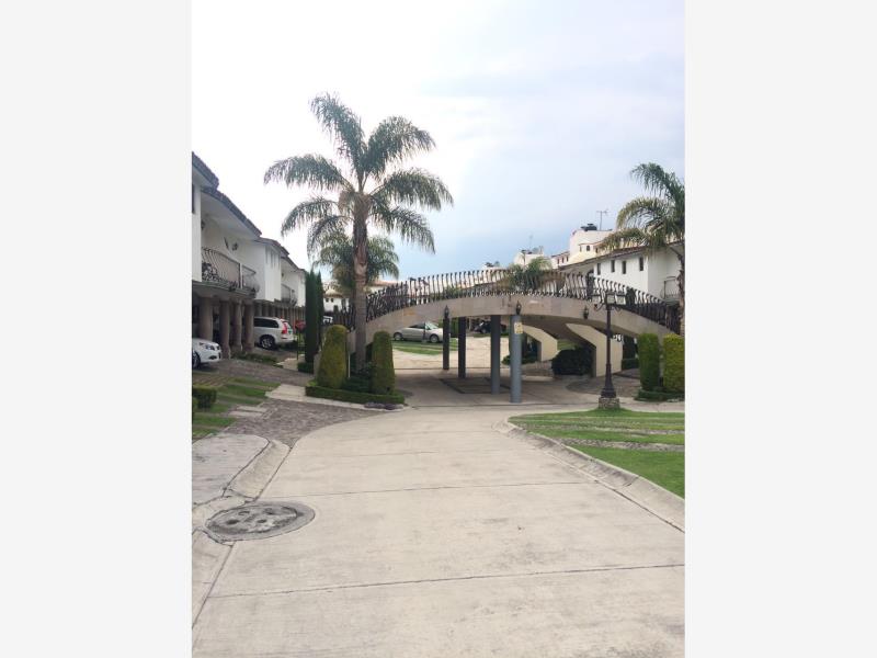 Casa en renta en Rinconada Mexicana, Metepec — foto 1 de 29