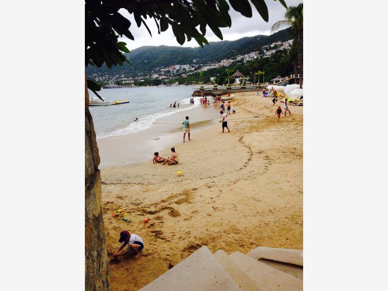 Departamento en venta en Playa Guitarrón, Acapulco de Juárez — foto 1 de 37