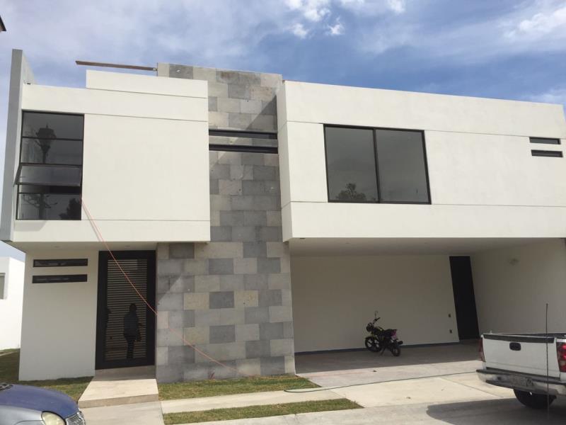 Casa en venta en Cañada del Refugio, León — foto 1 de 18