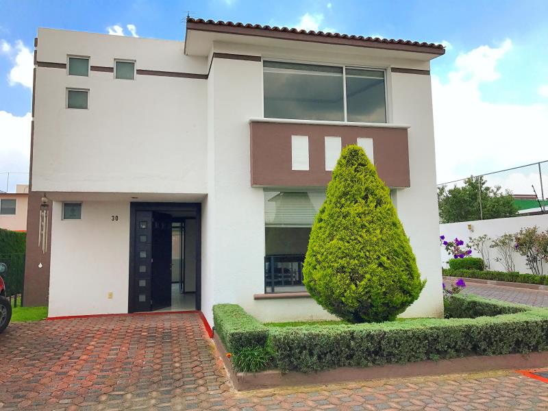 Casa en renta en San Salvador Tizatlalli, Metepec — foto 1 de 14