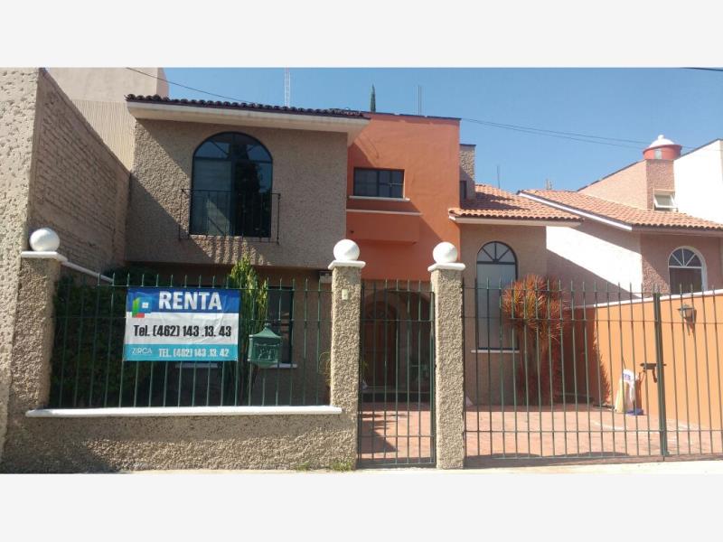Casa en venta en Las Plazas, Irapuato — foto 1 de 16