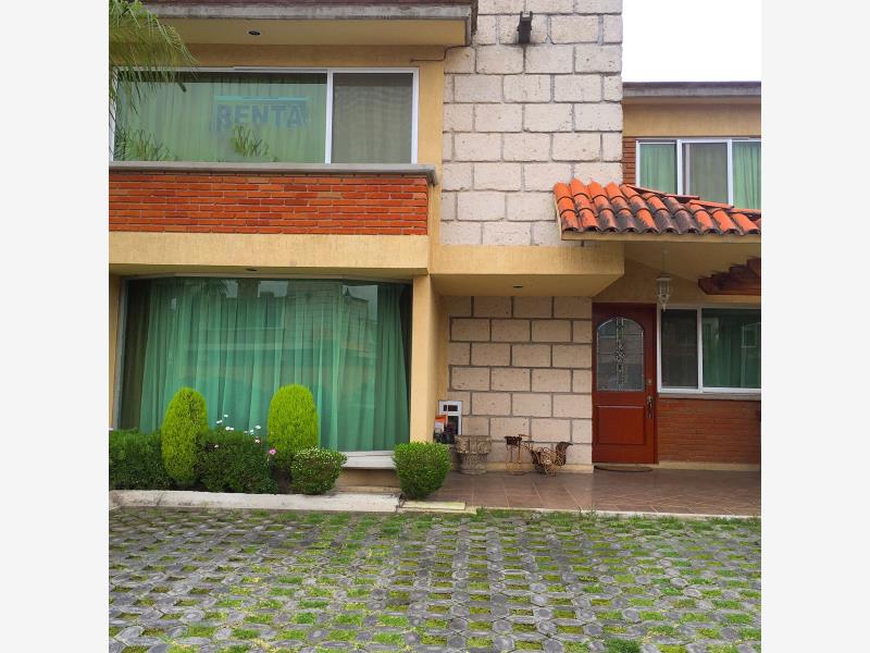 Casa en renta en San Salvador Tizatlalli, Metepec — foto 1 de 11