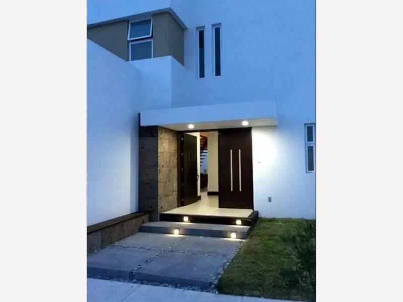 Casa en venta en Residencial Bosque Real, Villa de Álvarez — foto 1 de 6