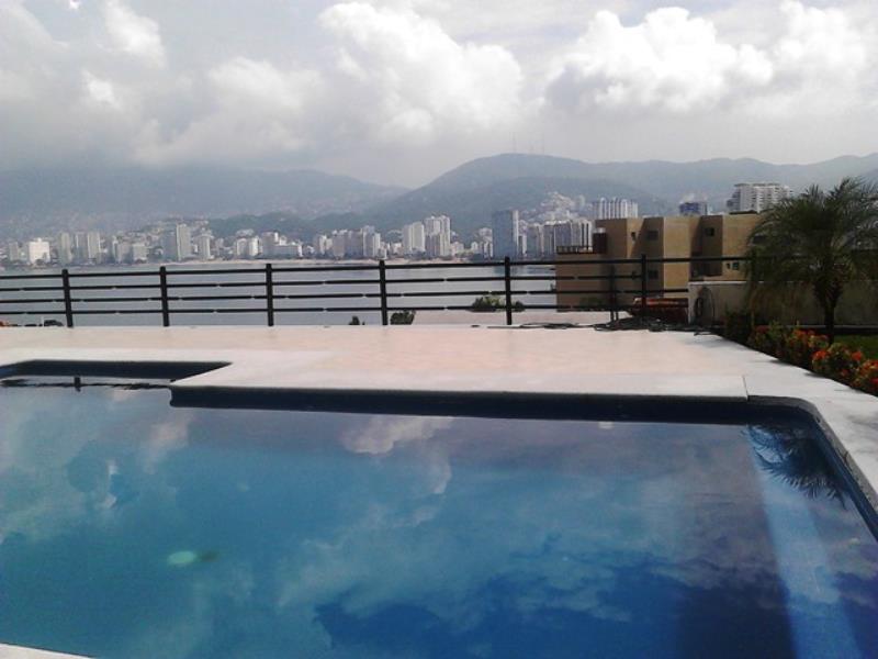 Departamento en venta en Playa Guitarrón, Acapulco de Juárez — foto 1 de 12
