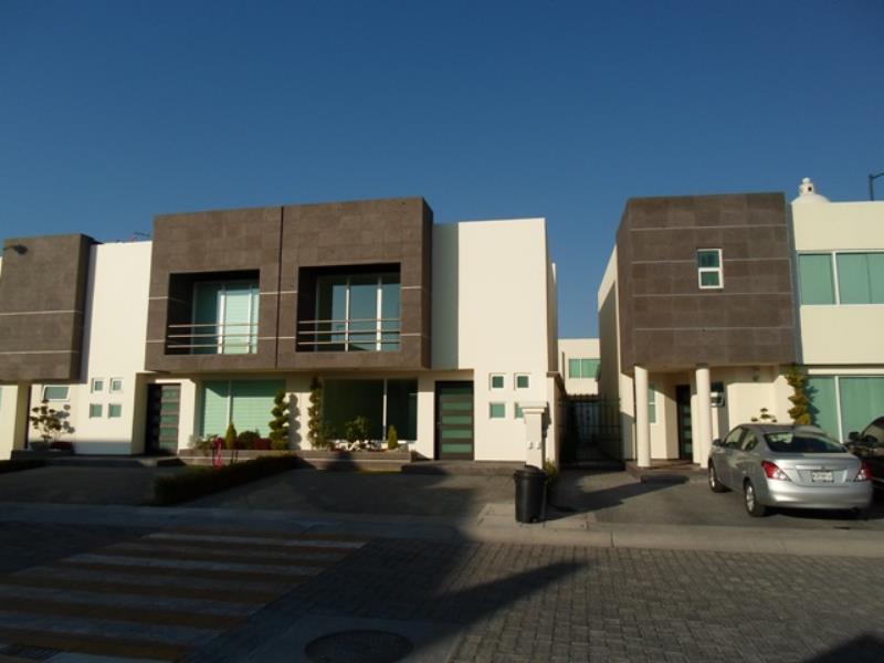 Casa en renta en San Salvador Tizatlalli, Metepec — foto 1 de 20