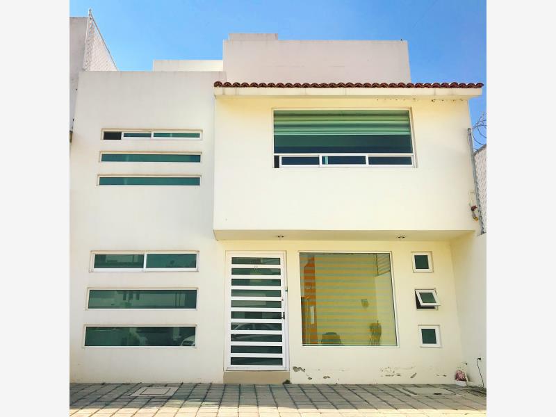 Casa en renta en San Salvador Tizatlalli, Metepec — foto 1 de 19