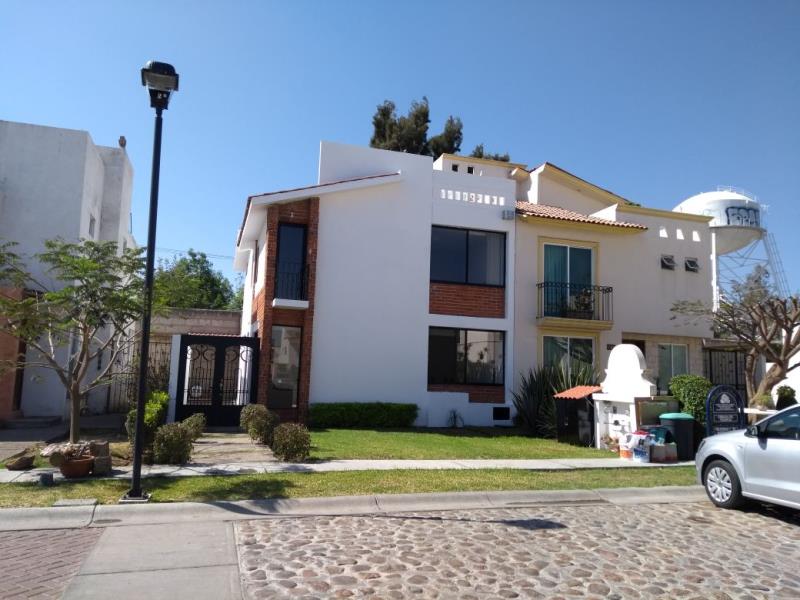 Casa en renta en San Antonio de Ayala, Irapuato — foto 1 de 11