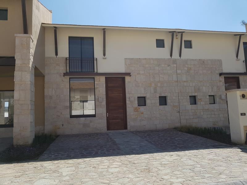 Casa en venta en Hacienda Valbuena, León — foto 1 de 28