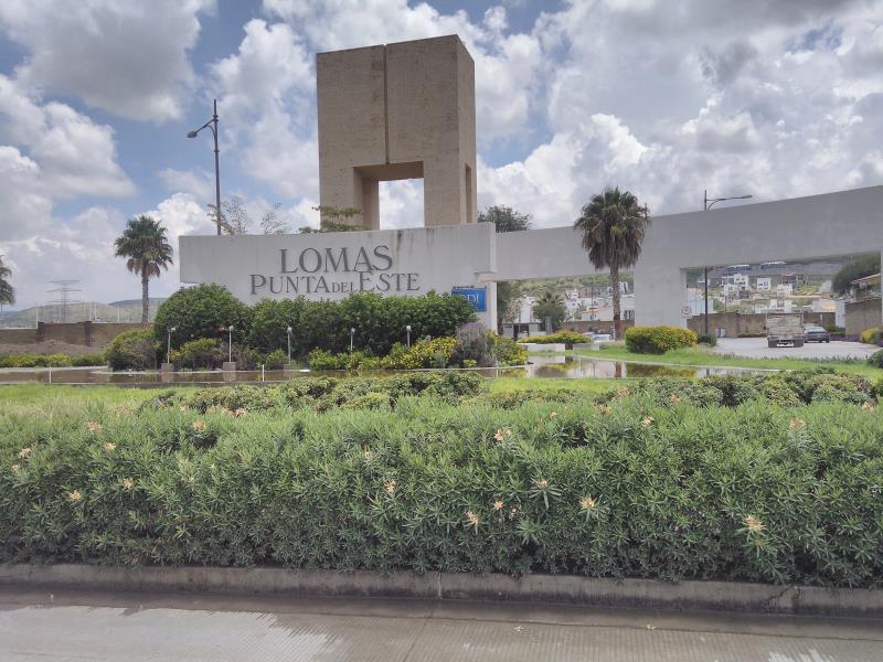 Casa en venta en Residencial Lomas Punta del Este, León — foto 1 de 2