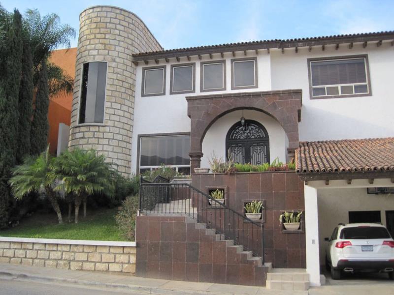 Casa en venta en RESIDENCIAL BOSQUENCINOS, Monterrey — foto 1 de 34