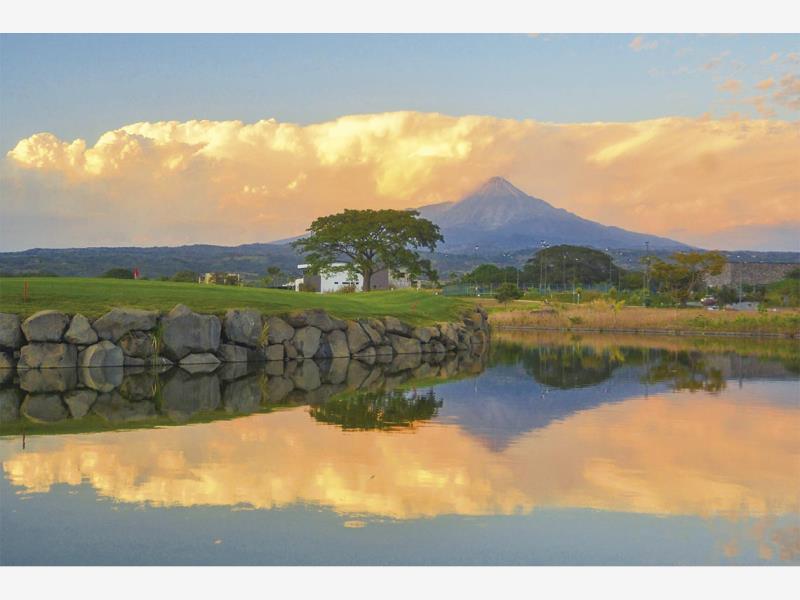 Terreno en venta en Altozano, Cuauhtémoc