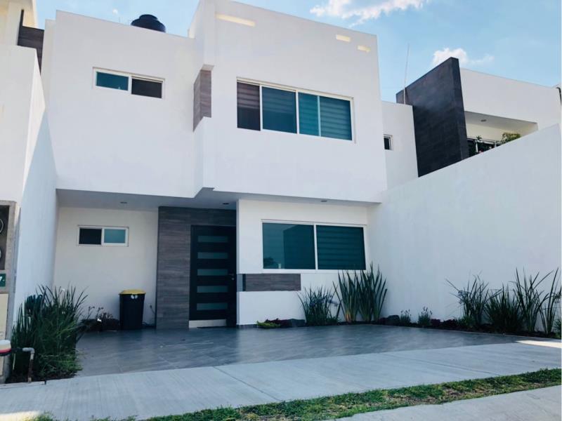 Casa en renta en El Cortijo, Irapuato — foto 1 de 12